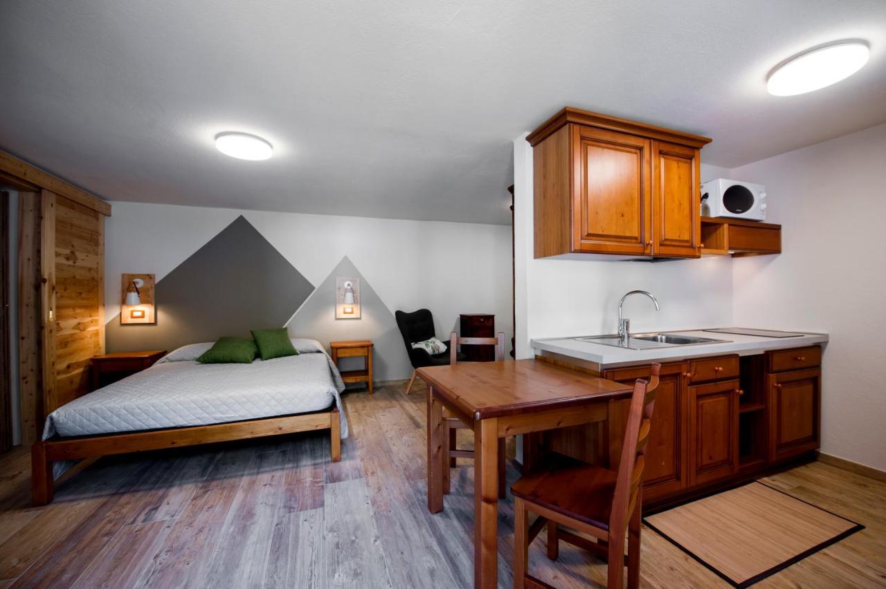 Lou Rose Villa Donnaz Bagian luar foto